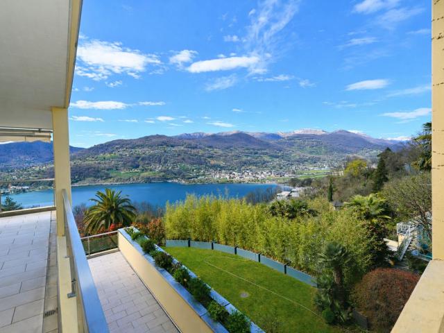 Apartment kaufen in Poporino, Collina d'Oro