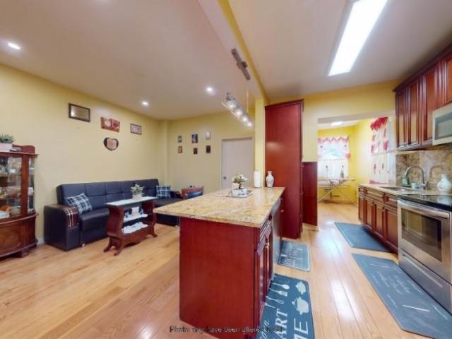 Apartment for sale in Arverne, New York