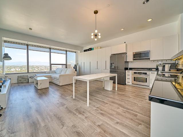 Apartment for sale in Santa Monica, Los Angeles County