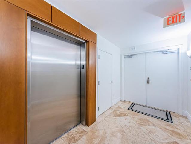 Apartment for sale in Clearwater, Florida
