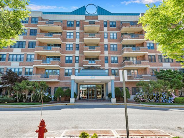 Apartment for sale in Annapolis, Maryland