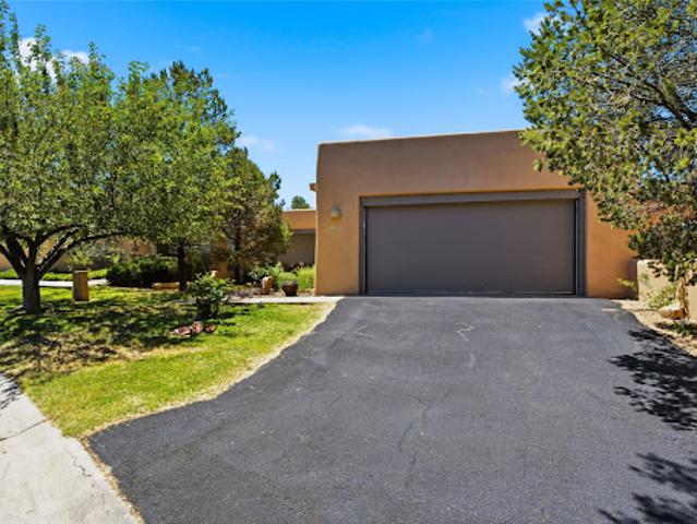 Apartment for sale in Santa Fe, New Mexico