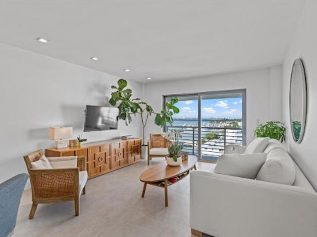 Apartment for sale in Miami Beach, Florida