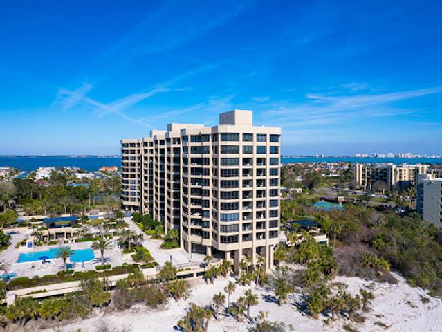 Apartment for sale in Longboat Key