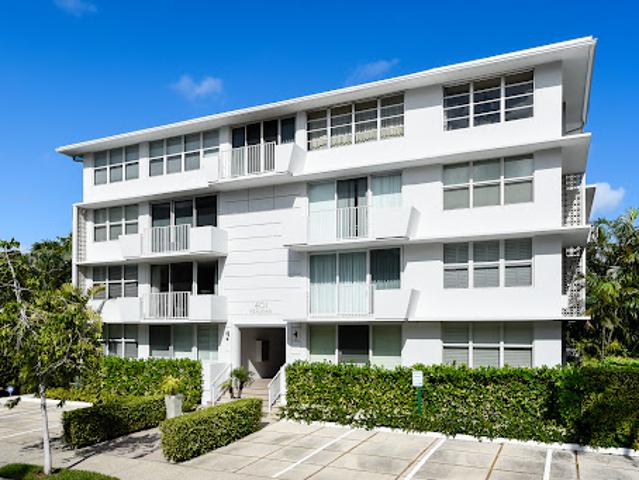 Apartment for sale in Palm Beach