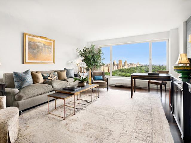 Apartment for sale in Arverne, New York