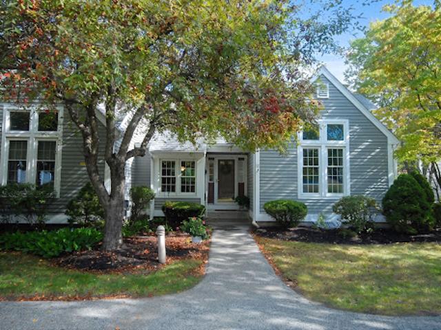 Apartment for sale in Acton, Massachusetts