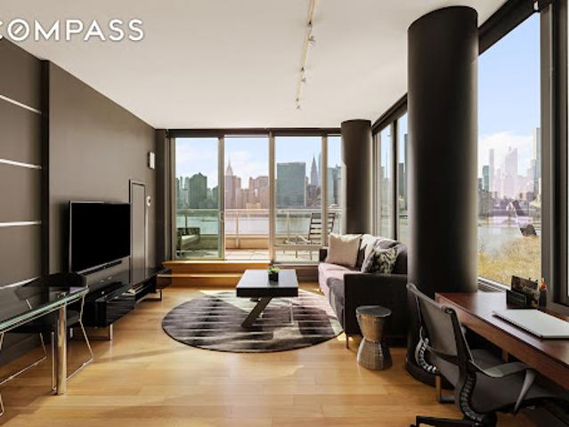 Apartment for sale in Queens, Arverne