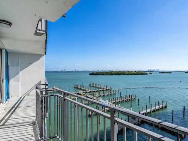 Apartment for sale in Miami, Florida