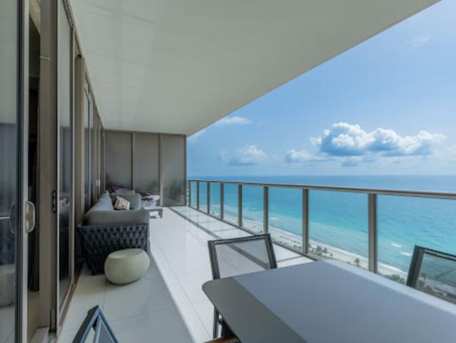 Apartment for sale in Bal Harbour Apartment for sale in Bal Harbour