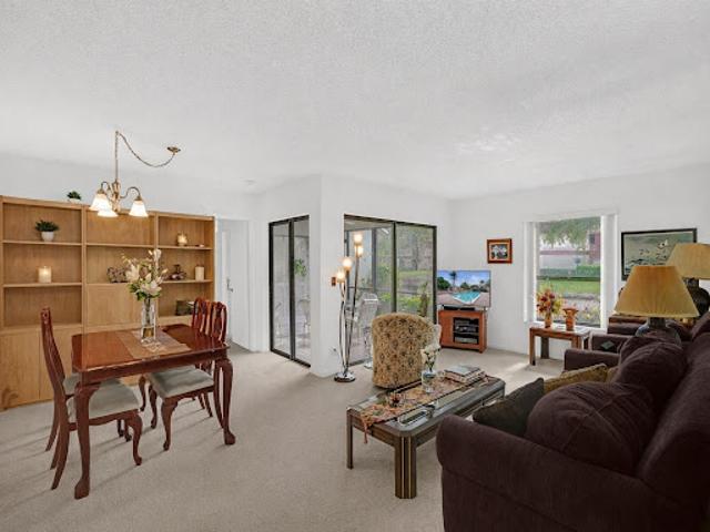 Apartment for sale in Coconut Creek, Florida