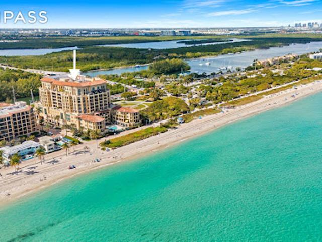 Apartment for sale in Hollywood, Florida