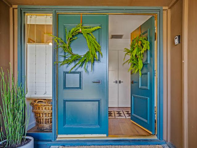 Apartment for sale in Carmel, California
