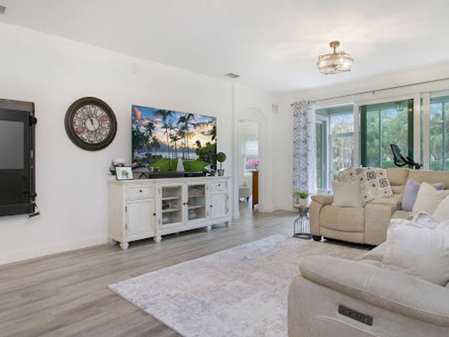 Apartment for sale in Bonita Springs, Florida