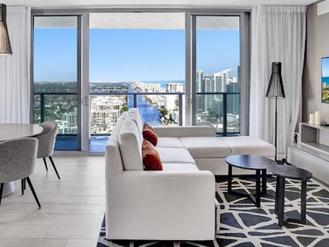 Apartment for sale in Hollywood, Florida