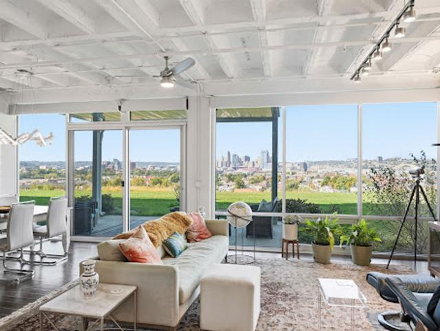 Apartment for sale in Newport, Campbell County