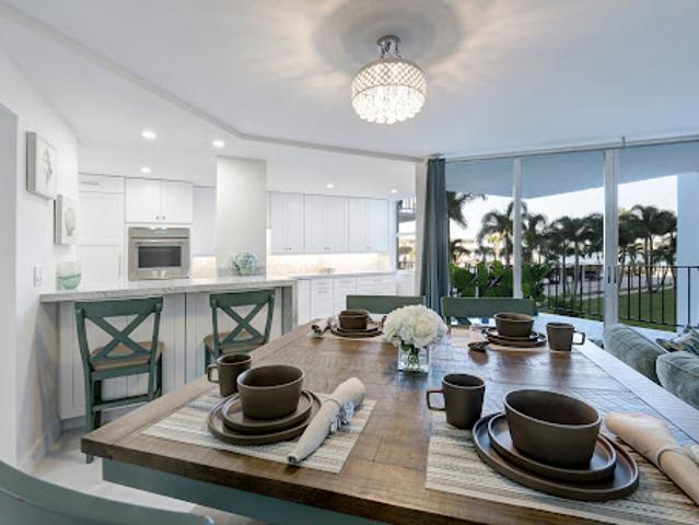 Apartment for sale in West Palm Beach, Florida