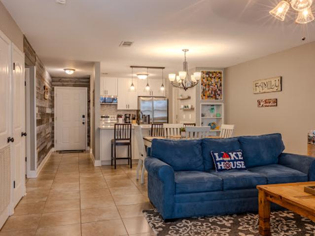 Apartment for sale in Marble Falls, Texas