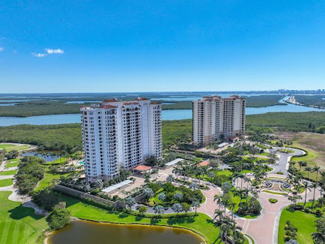 Apartment for sale in Naples, Florida
