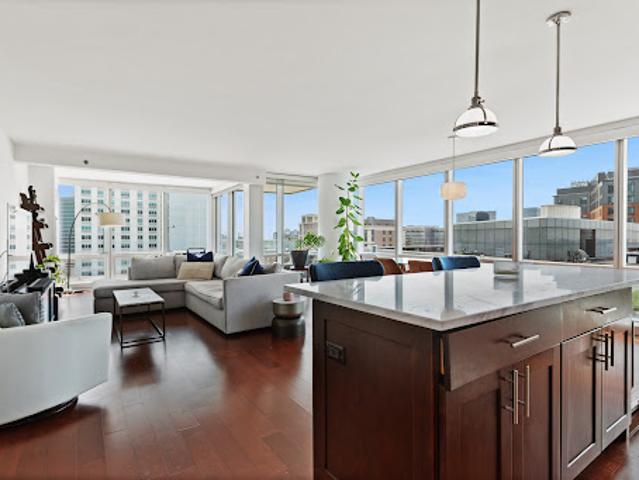 Apartment for sale in Cos Cob, Connecticut