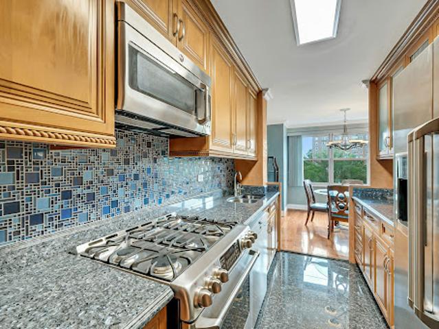 Apartment for sale in The Bronx, Arverne