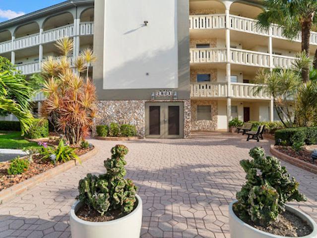 Apartment for sale in Coconut Creek Apartment for sale in Coconut Creek