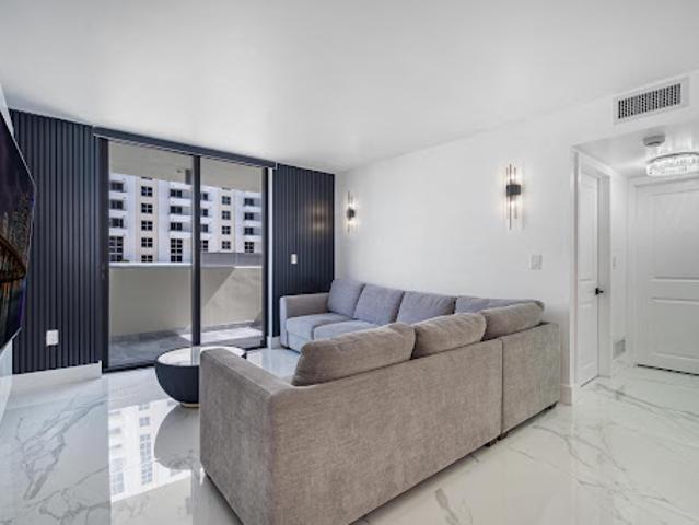 Apartment for sale in Miami Beach, Florida