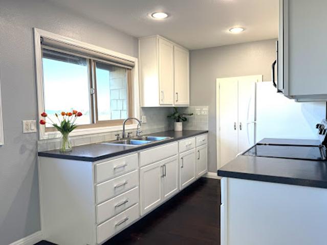 Apartment for sale in Pomona