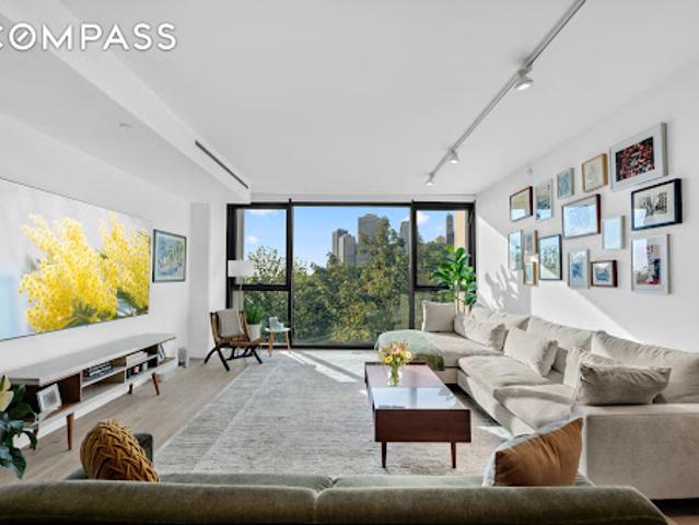 Apartment for sale in Arverne, New York