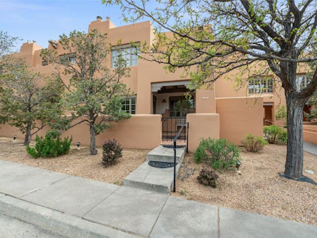 Apartment for sale in Santa Fe, New Mexico
