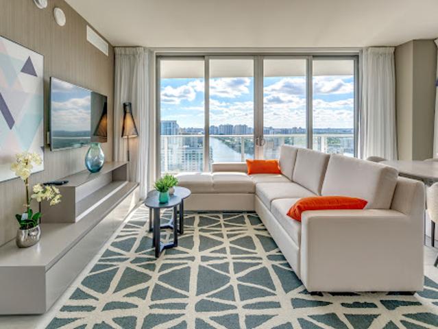 Apartment for sale in Hollywood, Florida