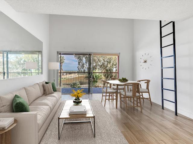 Apartment for sale in Port Hueneme, California