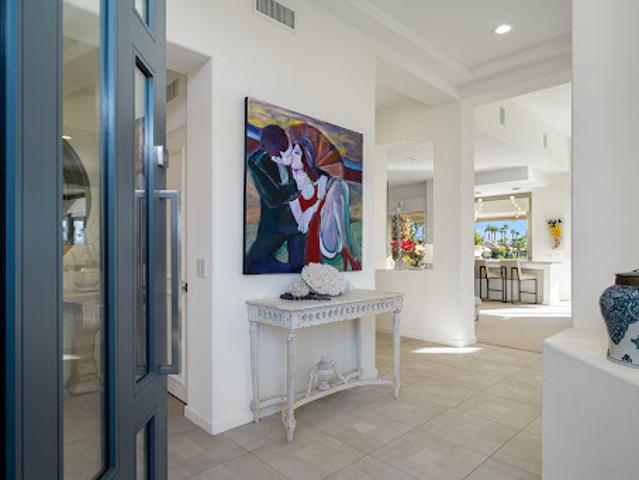 Apartment for sale in Palm Desert, California