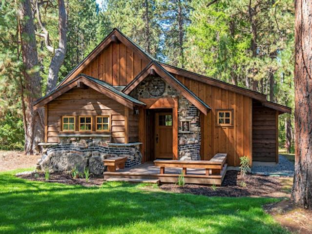Apartment for sale in Camp Sherman