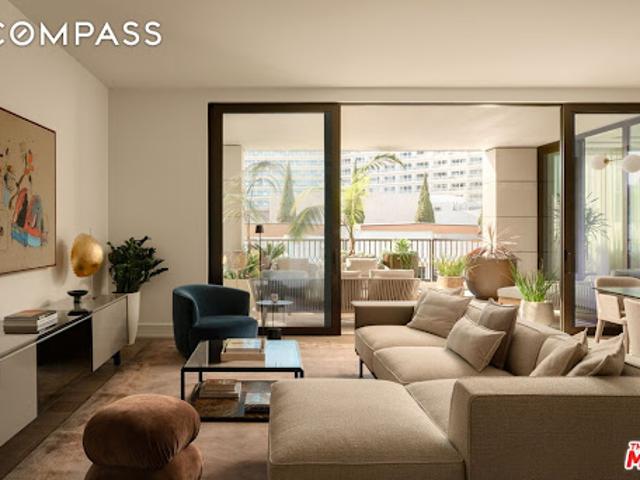 Apartment for sale in Beverly Hills, California