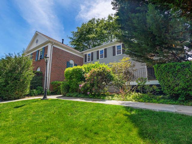 Apartment for sale in Greenwich, Connecticut