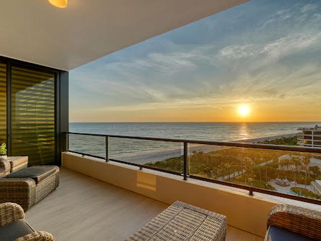 Apartment for sale in Longboat Key