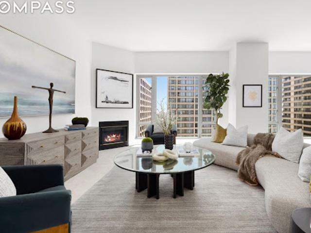 Apartment for sale in Los Angeles, Los Angeles County