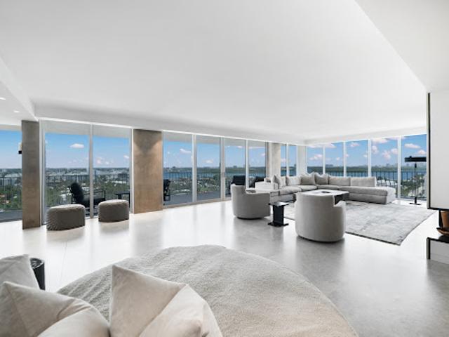 Apartment for sale in Bal Harbour, Florida