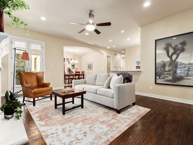 Apartment for sale in Dallas Apartment for sale in Dallas