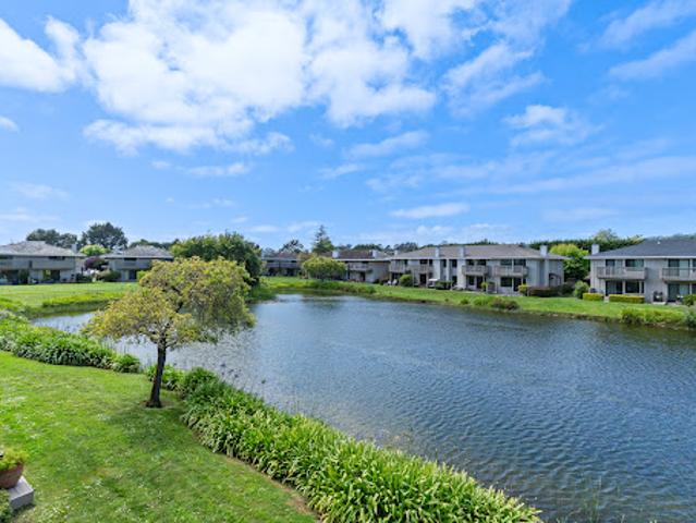 Apartment for sale in Carmel, California