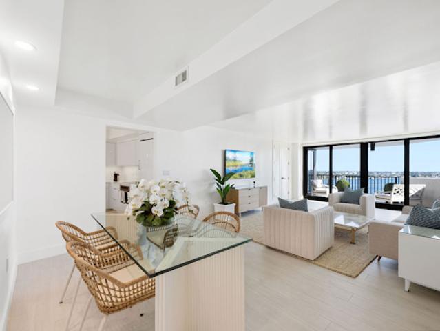 Apartment for sale in West Palm Beach, Florida