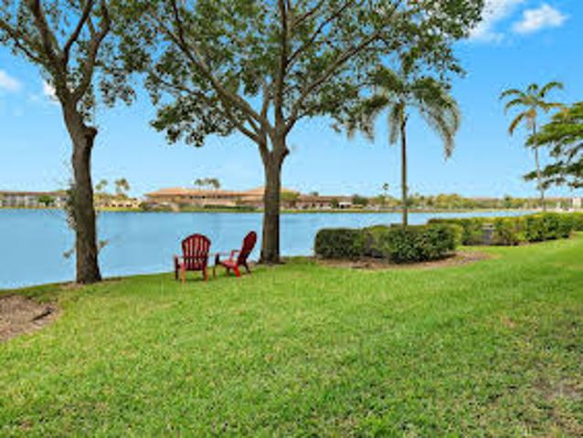 Apartment for sale in Pembroke Pines