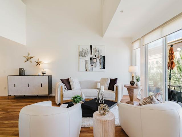 Apartment for sale in Burbank, California