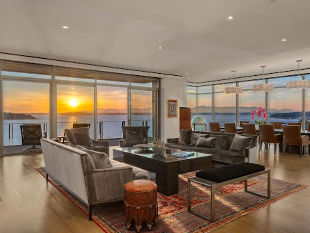 Apartment for sale in Seattle
