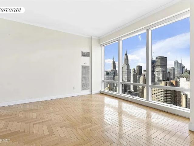 Apartment for sale in Arverne, New York