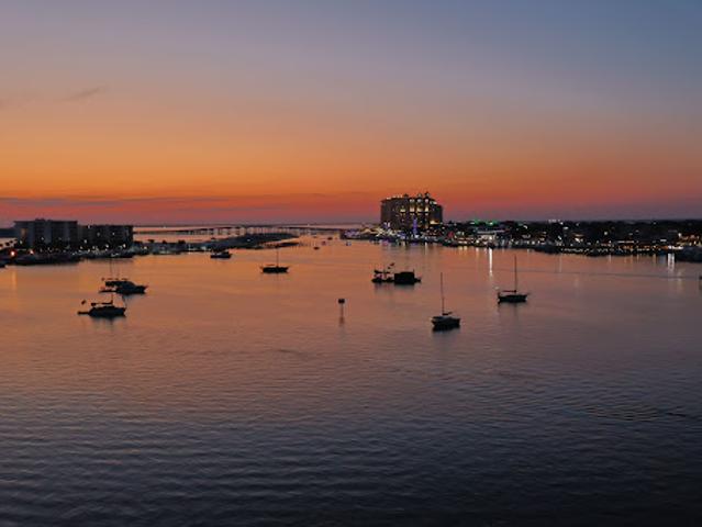 Apartment for sale in Destin, Florida