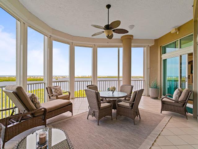 Apartment for sale in Bonita Springs, Florida
