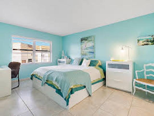 Apartment for sale in Sunrise Apartment for sale in Sunrise