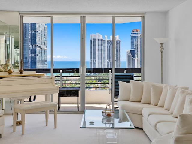 Apartment for sale in Aventura, Florida